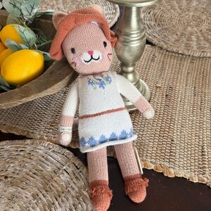 cuddle and kind chelsea the cat plush